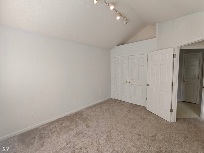 Building Photo - 2392 Steeple Chase