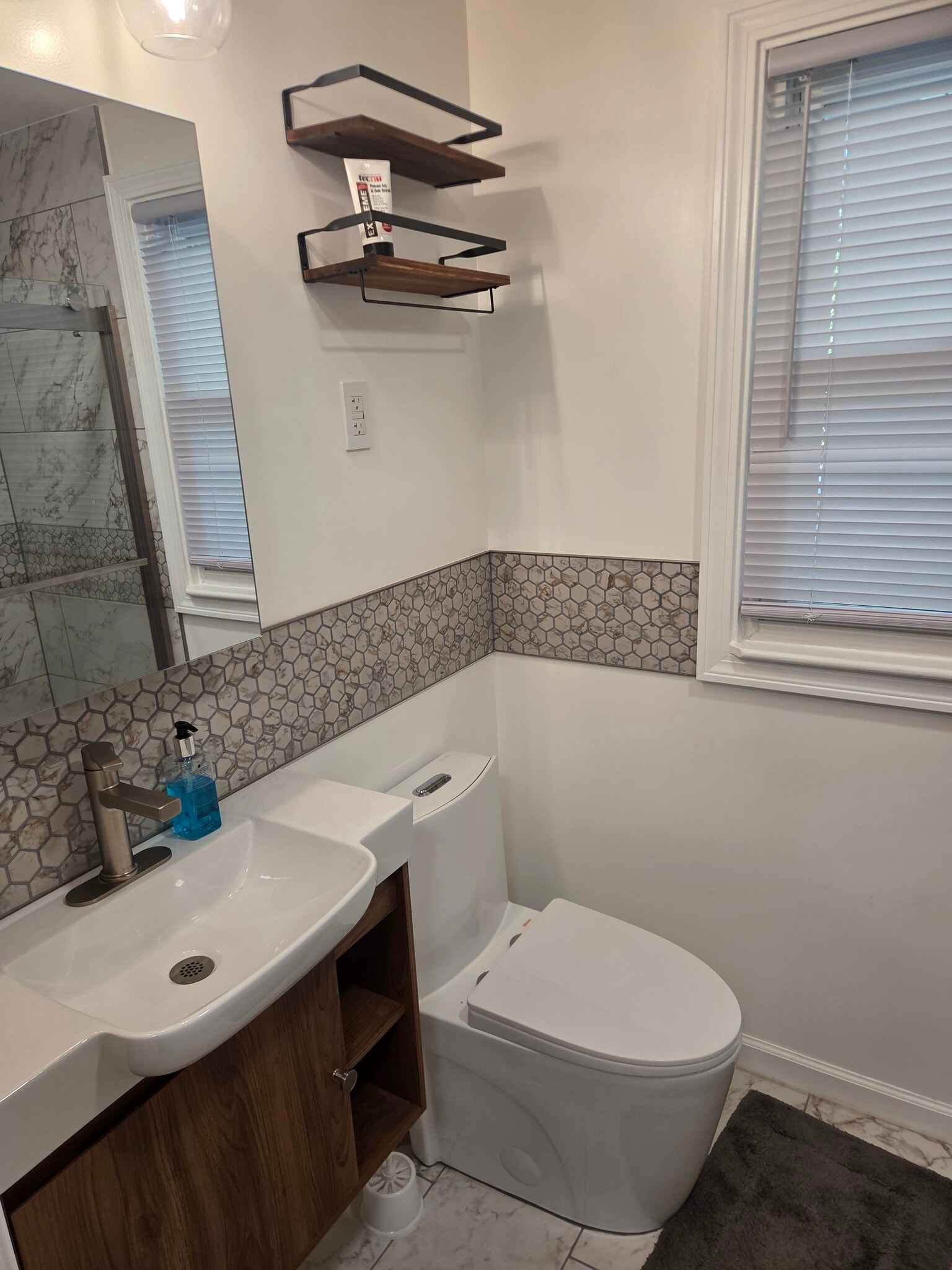 2nd bathroom main level - 42 Davenport Rd