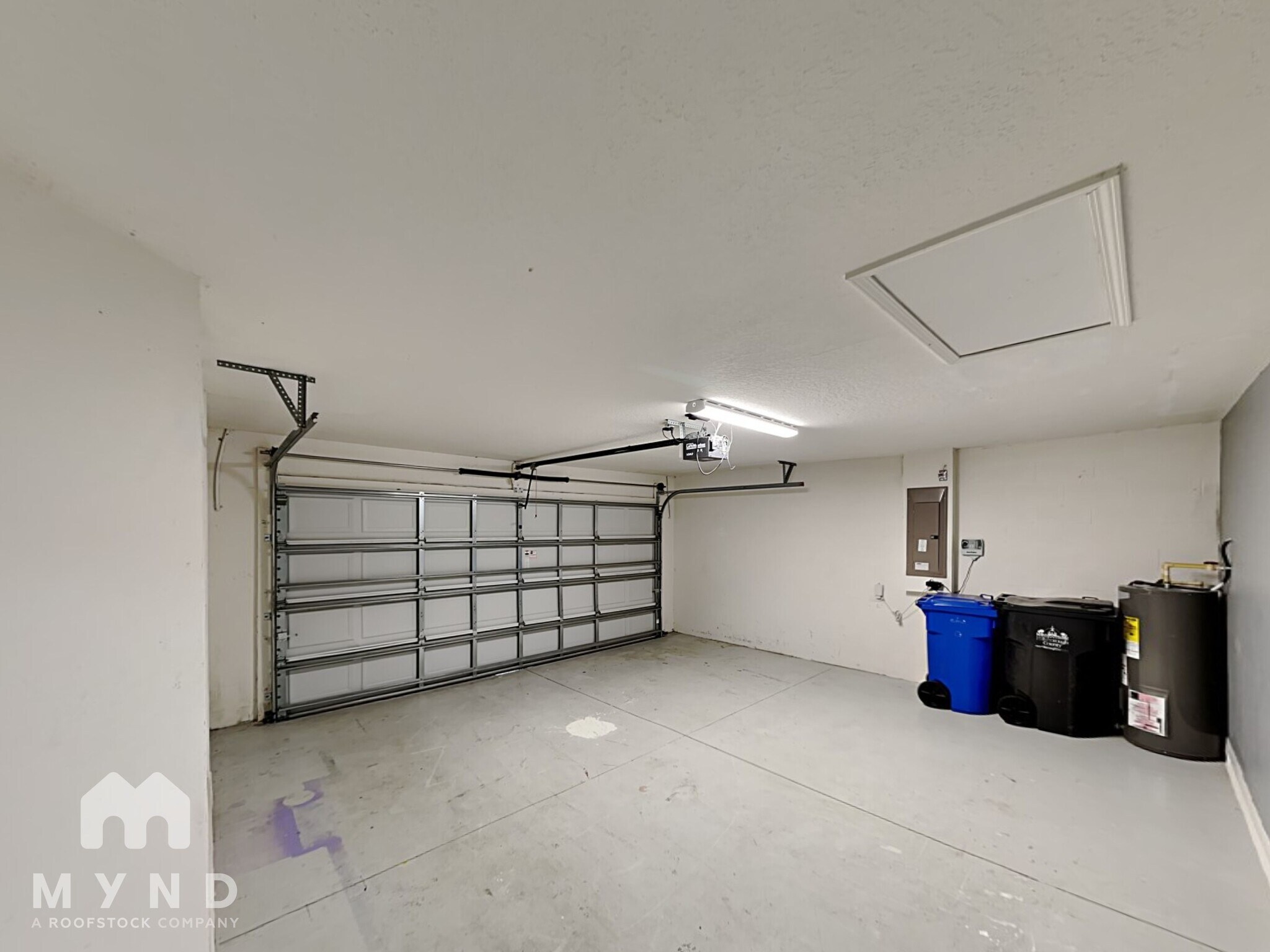 Building Photo - 8105 Tar Hollow Dr