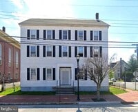 Building Photo - 115 W Broadway