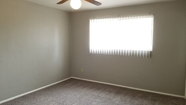 Building Photo - COMING SOON....NICE 4 BED 2 BATH CORNER LO...