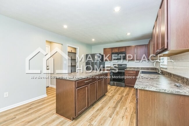 Building Photo - 1502 Winwood Dr