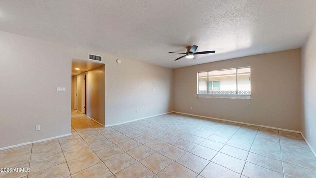 Building Photo - 1330 W 13th St