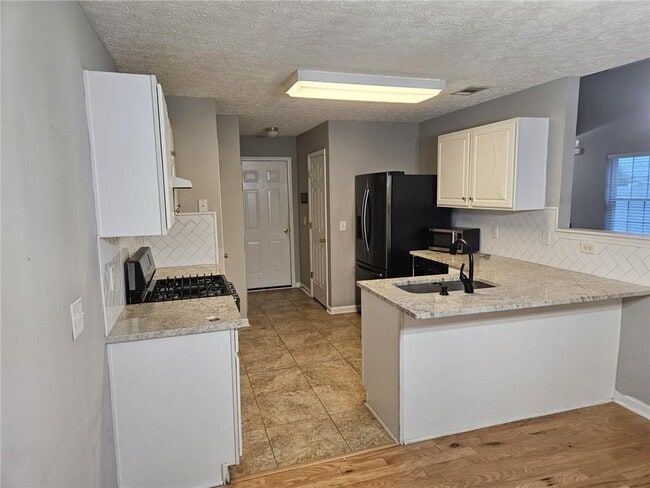 Building Photo - 237 Osmanthus Way