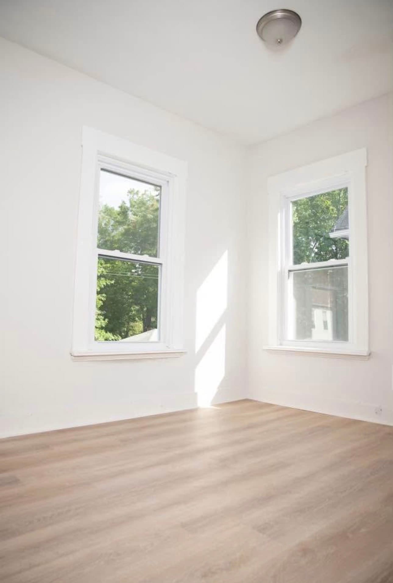 Building Photo - 185 Butler St