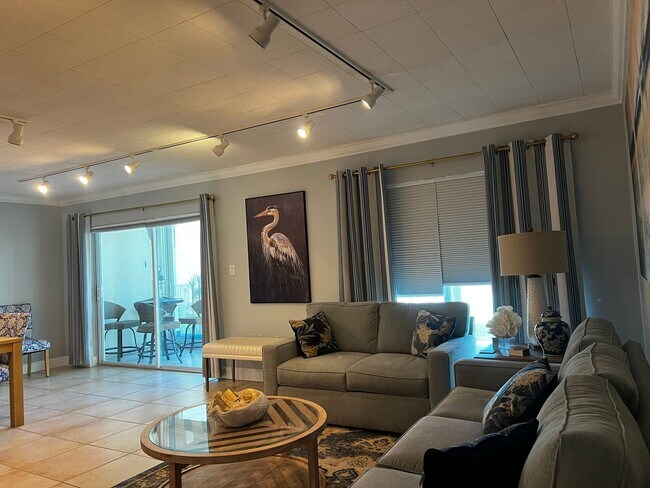 Building Photo - 2BD/2BA on the Gulf of Mexico!