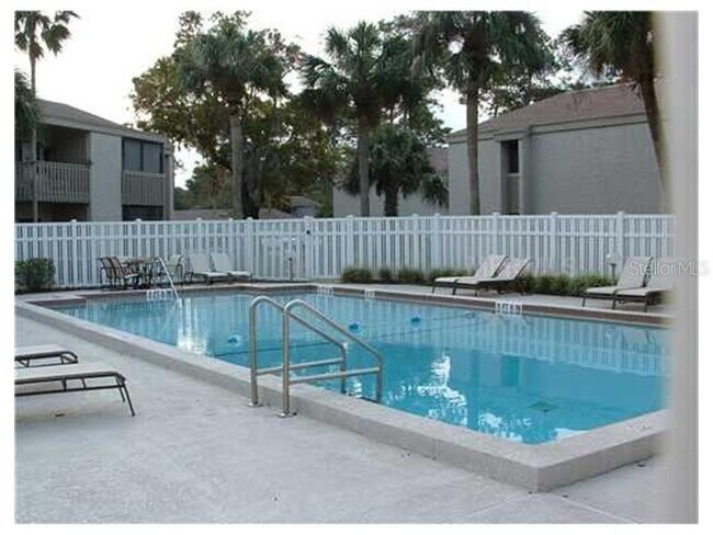 Building Photo - 137 Springwood Cir