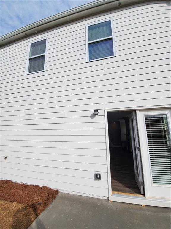 Building Photo - 763 Woodstock Grove Dr