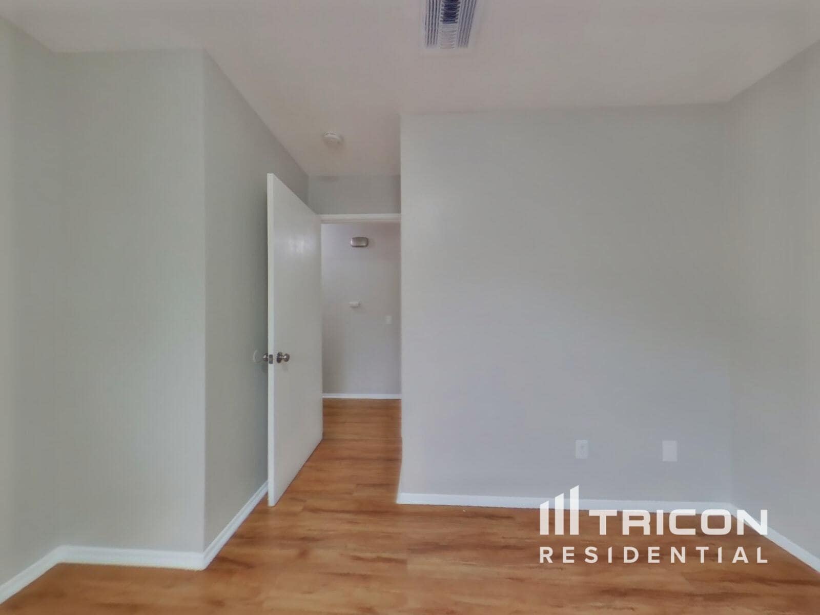 Building Photo - 14316 Cholla Dr