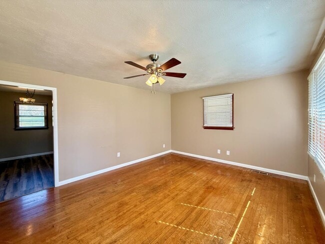 Building Photo - 180 Decatur St