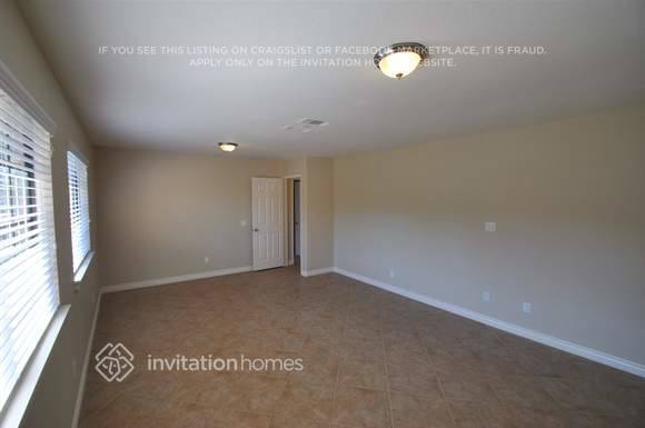 Building Photo - 5017 Castle Pine Ct