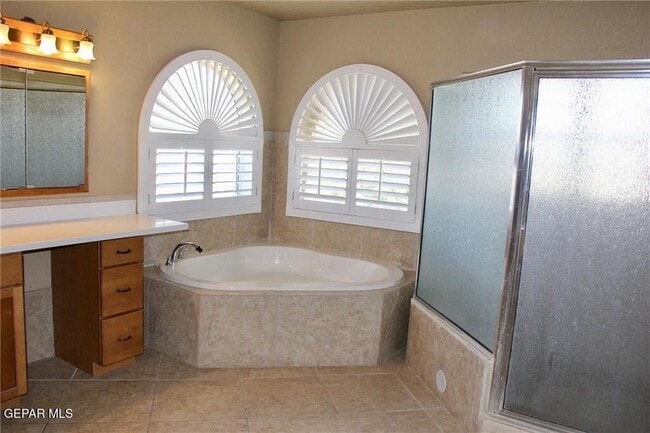 Building Photo - 7409 Edgemere Blvd