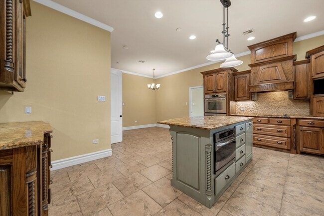 Building Photo - 7030 Flagstone Cir