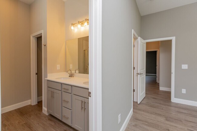 Building Photo - 4731 Stunner Ln