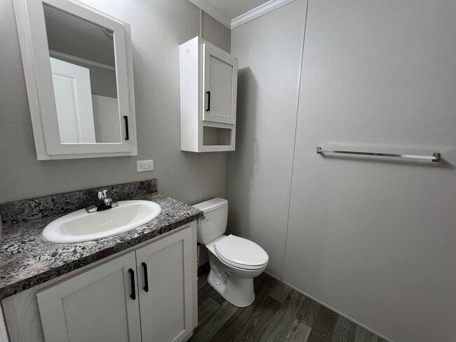 Building Photo - 38058 Pardo Dr