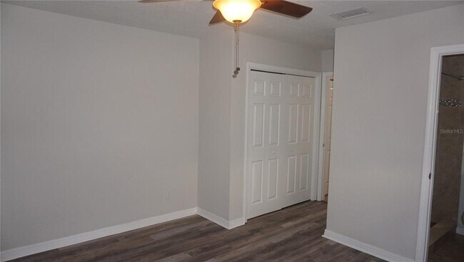 Building Photo - 502 W Hilda Dr