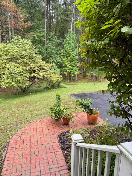 Building Photo - 48725 Spring Ridge Rd