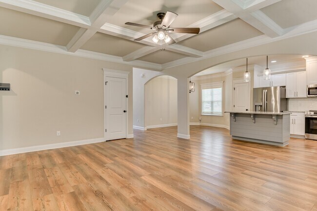 Building Photo - 4050 Stowe Dr