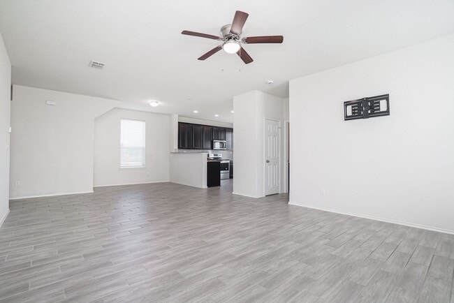 Building Photo - 4-Bedroom Home in New Braunfels with 3 Baths + Open Living Design