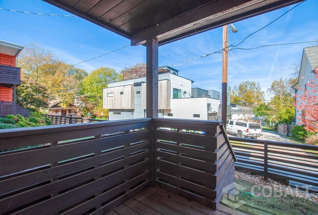 Building Photo - 271 Glen Iris Dr NE