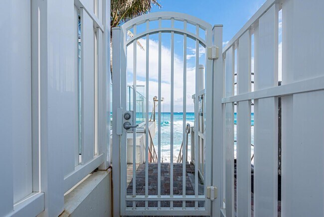 Building Photo - 3581 S Ocean Blvd