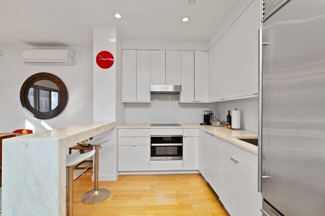 Building Photo - 29 Prince Street