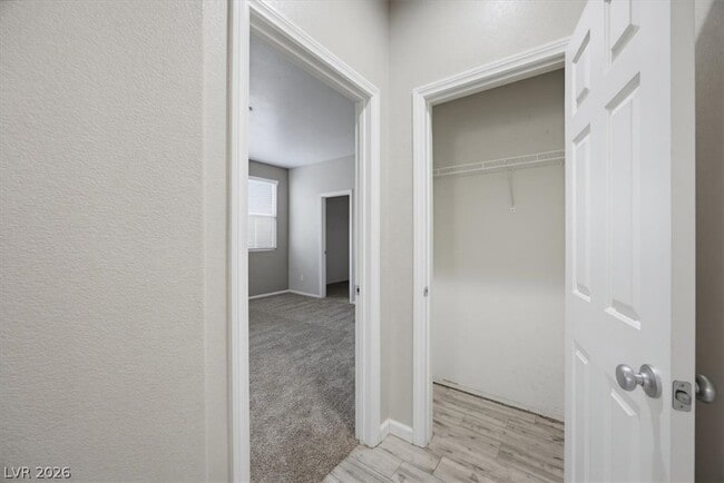 Building Photo - 917 Spiracle Ave