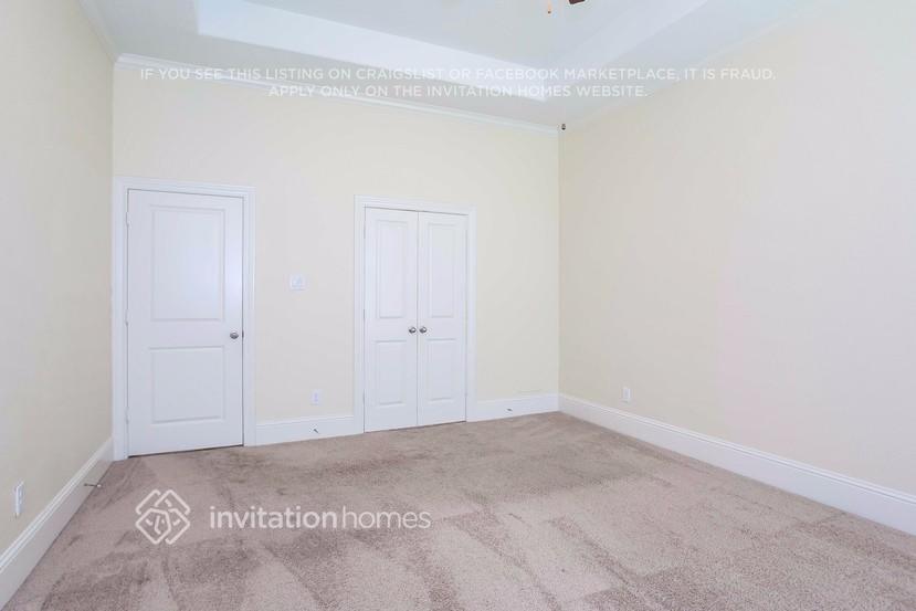 Building Photo - 1307 Ainsley Way Dr