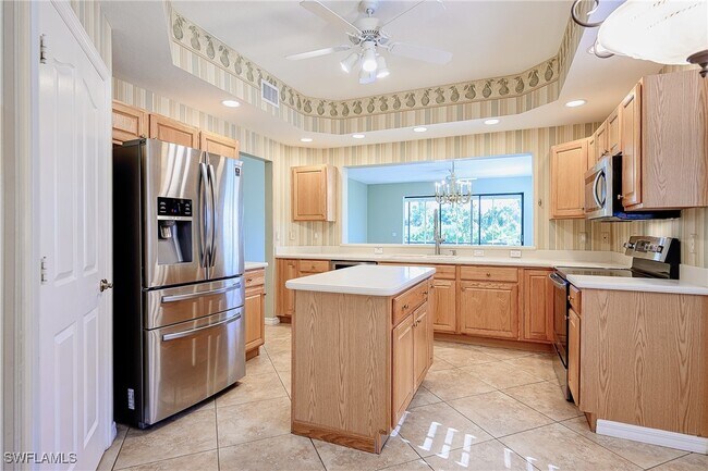 Building Photo - 5805 Grande Reserve Way