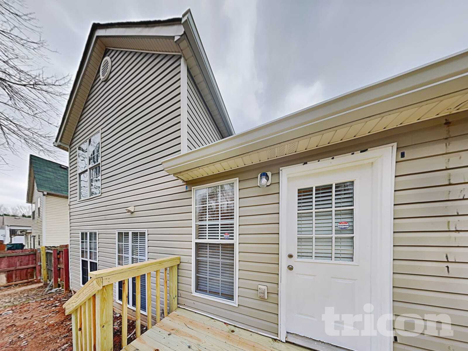 Building Photo - 6010 Waggoner Ct