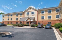 Building Photo - Furnished Studio-Chicago - Itasca