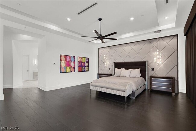Building Photo - 20 Pebble Hills Ct