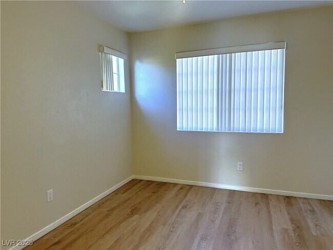 Building Photo - 334 Black Rock Hills Dr
