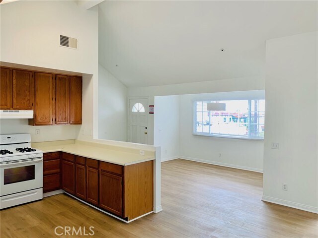 Building Photo - 157 Avenida Miramar