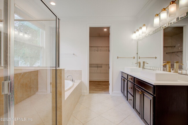 Building Photo - 174 Antilles Rd