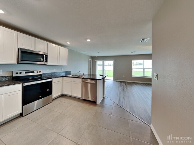 Building Photo - 3401 Autumn Amber Dr
