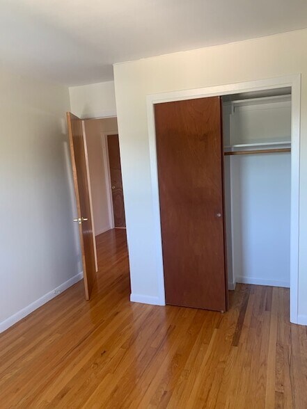 Building Photo - 408 Sommerville Pl