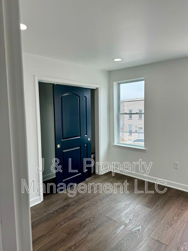 Building Photo - 1602 Cypress St