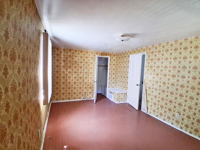 Building Photo - 3 BED 2 BATH BEAUTIFUL SINGLE FAMILY HOME