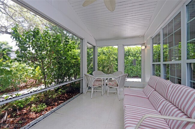 Building Photo - 361 1st Ave N