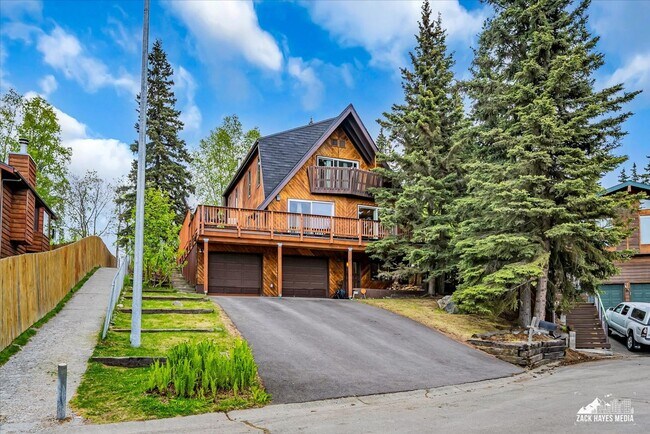 Building Photo - 6010 Staedem Dr