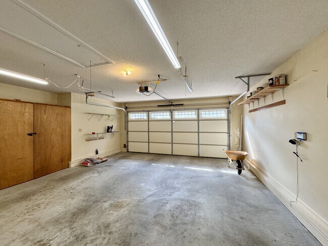 Building Photo - 116 Agoli Way