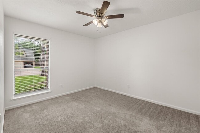 Building Photo - 7019 Yardley Dr