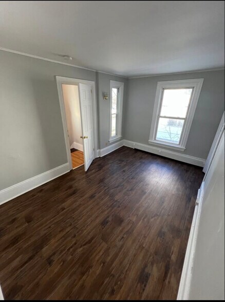 Building Photo - 64 State St