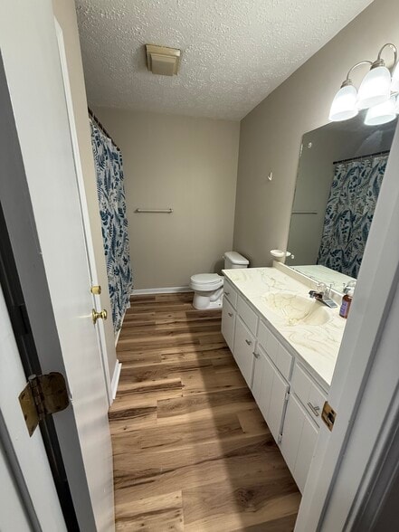 Bathroom - 719 Main St