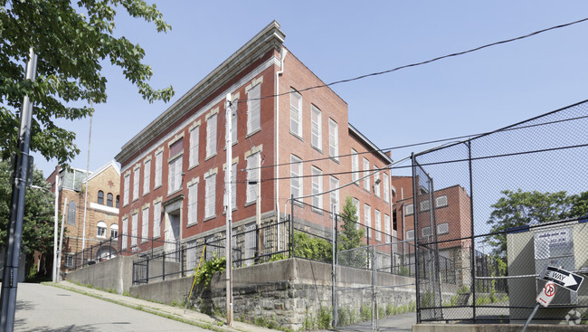 Building Photo - Miller School Lofts