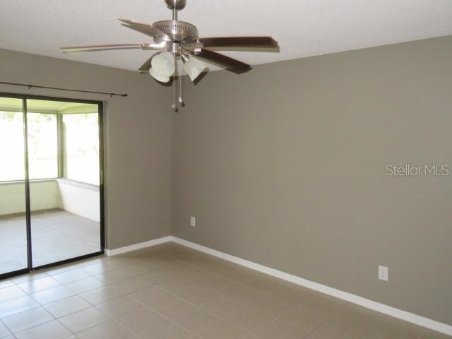 Building Photo - 839 Rosemere Cir