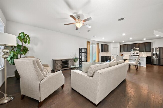 Building Photo - 127 Iron Rail Rd