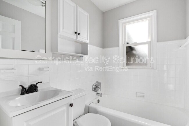 Building Photo - 8118 Blanchard Dr