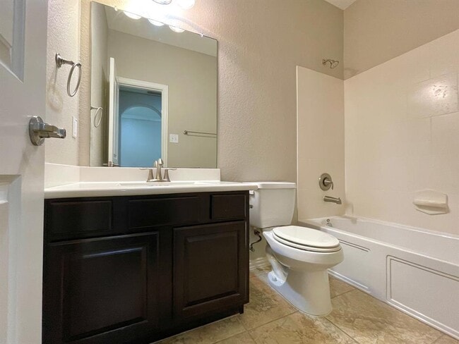 Building Photo - 11 Silver Arrow Court